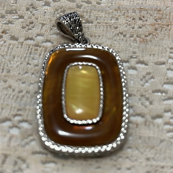 Lia Sophia pendant - Picture 2 of 5